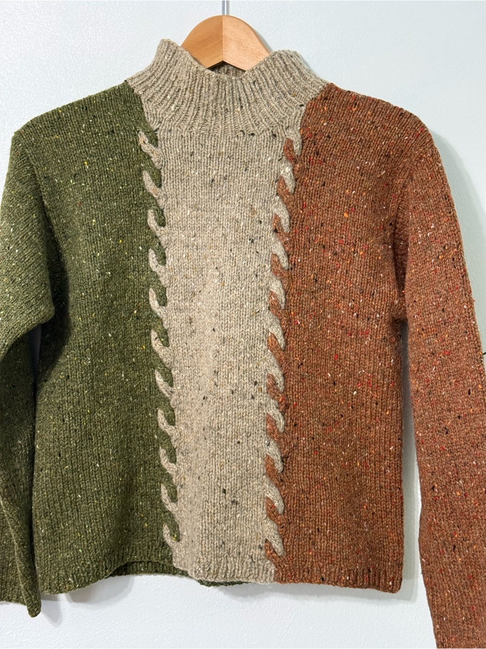 Eagle’s Eye Colorblock Wool Cable Trim Mock Neck Sweater Green Cream Brown Small